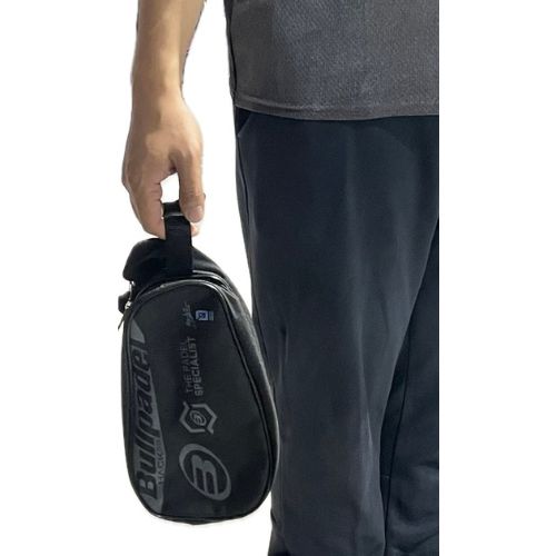 Bullpadel Toiletry Minibag - 23018 DC HACK - 005 - NEGRO - Padel Outlet BULLPADEL